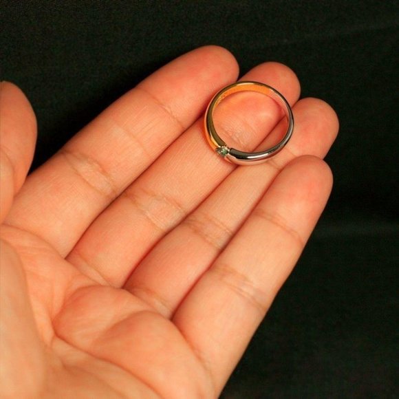 Natural Alexandrite White and Yellow Gold Wedding Ring Band - Picture 4 of 7